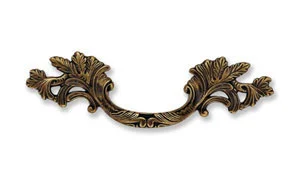 Ручка-скоба, 'Louis XV' 131х39мм, 64мм, латунь пат., под винт,
