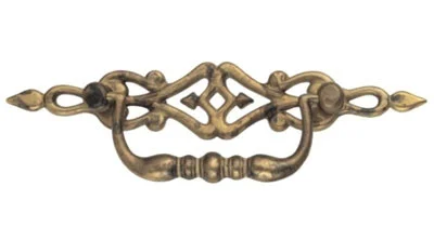 Ручка-скоба, *Provencale* 177х52мм, 96мм, латунь пат., фигур. накл., винт