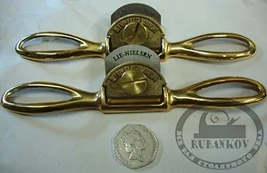 Стружок Lie-Nielsen Small Bronze Spokeshave Presto, бронзовый, с полукруглой колодкой